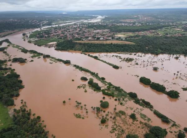  Cidade de Uruçuí, Sul do Piauí, após Rio Parnaíba transbordar.(Imagem:Arquivo pessoal/Neto Fotografia )