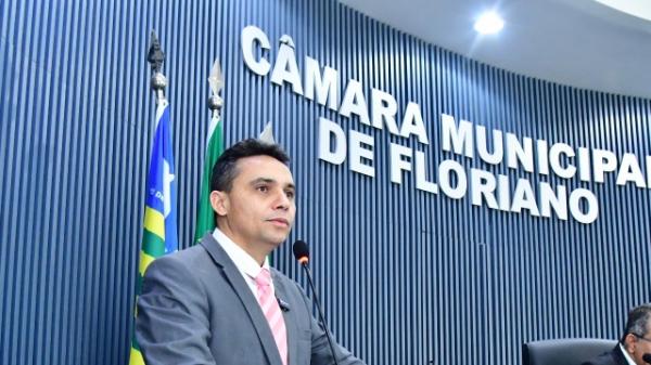 James Rodrigues vai requerer &agrave; SESAPI um cronograma de implanta&ccedil;&atilde;o da Unicon.(Imagem:CMF)