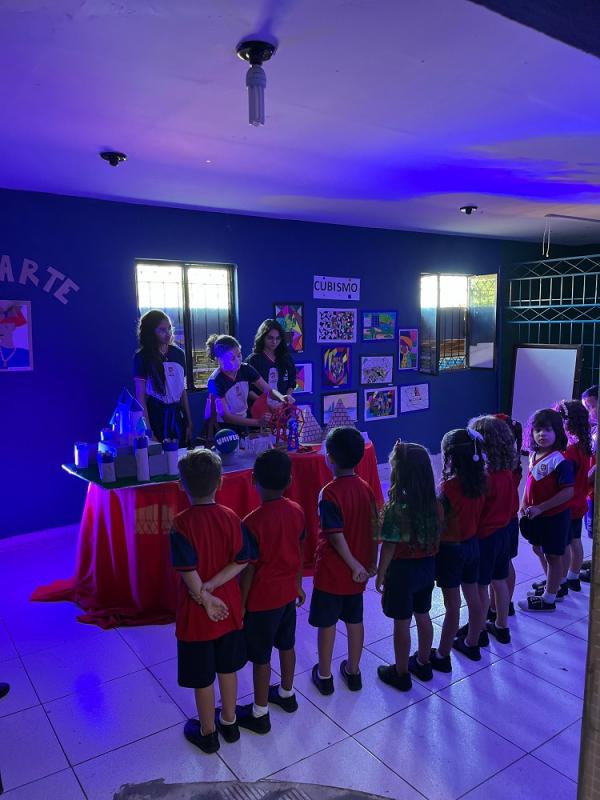 Alunos da Escola Pequeno Príncipe mostram que é possível transformar o mundo com pequenos gestos(Imagem:EPP)