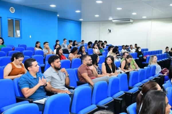 Sa&uacute;de de Floriano participa de semin&aacute;rio da UFPI e refor&ccedil;a compromisso com a seguran&ccedil;a do paciente.(Imagem:Secom)