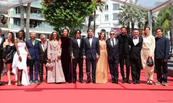 Equipe do filme Agente secreto no Festival de Cannes.(Imagem:festivaldecannes/Instagram)