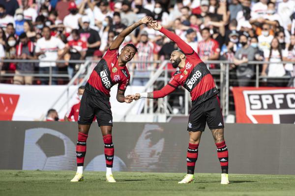 Flamengo goleia o São Paulo(Imagem:Reprodução)