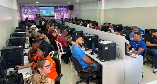 Com oficinas em quatro polos regionais, projeto leva conhecimento direto a municípios em situação de emergência por estiagem.(Imagem:Ascom Sedec)