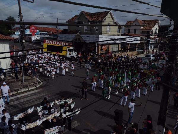 Floriano celebra aniversário de 66 anos do Ginásio Primeiro de Maio em evento com autoridades locais.(Imagem:FlorianoNews)