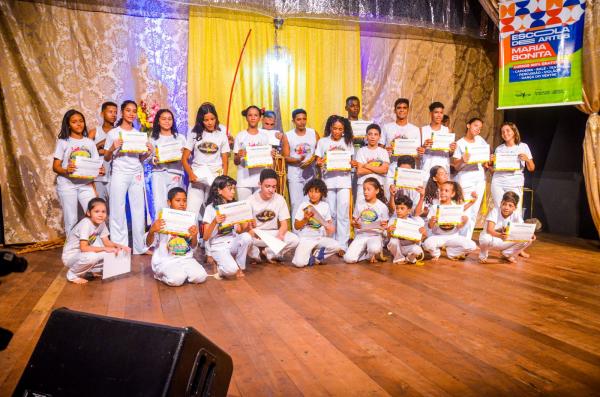 Realizada formatura solene do segundo módulo da Escola de Artes Maria Bonita do Grupo Cultura de Rua.(Imagem: M.K Fotos)