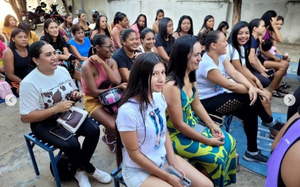 Prefeitura de Floriano realiza homenagem emocionante às mães nas escolas municipais(Imagem:Reprodução/Instagram)