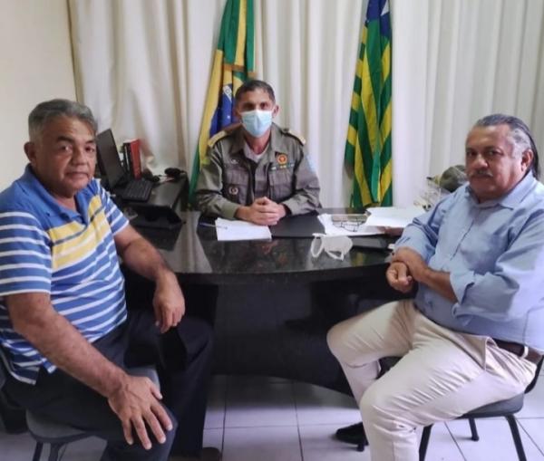 Tenente-coronel Inaldo Barros e Carlos Antonio(Imagem:Reprodução)