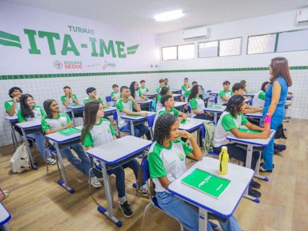 As turmas ITA/IME Seduc têm como foco os vestibulares das duas instituições, além de cursos em carreiras de inovação tecnológica (IMPA Tech, FGV e exterior).(Imagem:Divulgação)