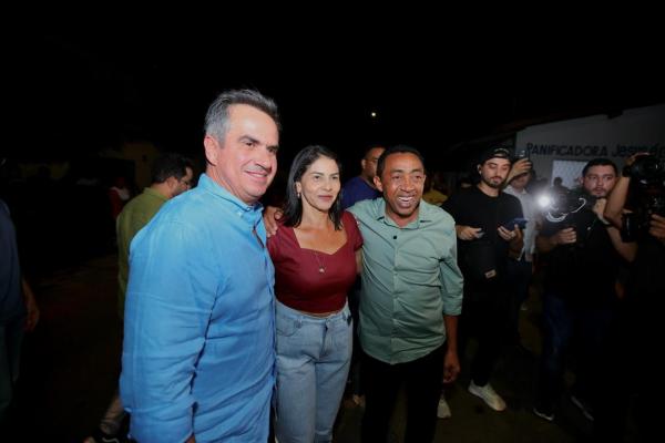  Joel e Ciro apresentam propostas em evento com multid&atilde;o na zona Norte de Teresina(Imagem:Ascom)