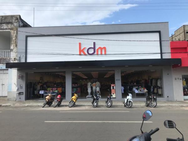 Loja KDM amplia horário para as compras de Natal.(Imagem:FlorianoNews)