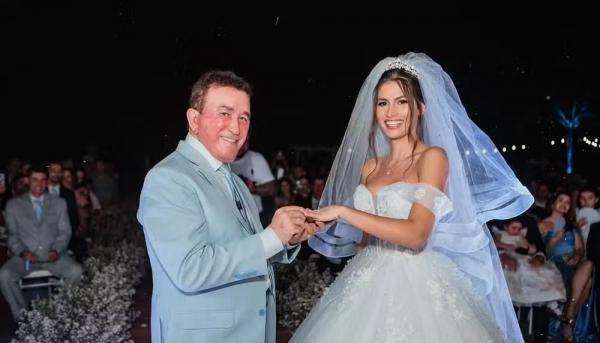 Amado Batista se casa com a miss Calita Franciele.(Imagem:Instagram)