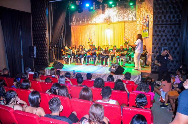 Realizada formatura solene do segundo módulo da Escola de Artes Maria Bonita do Grupo Cultura de Rua. (Imagem:M.K Fotos)