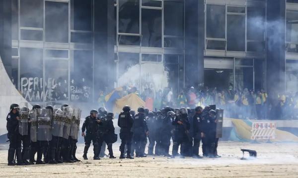 De intervenção à jogo de força, passando por interesses econômicos.(Imagem:Marcelo Camargo/Agência Brasil)