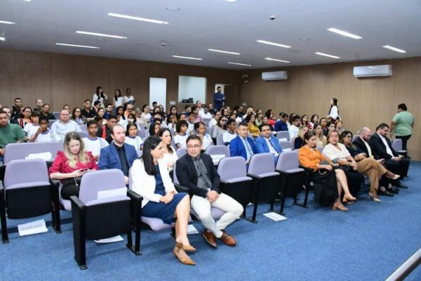 Prefeitura de Floriano participa do lançamento do projeto ?Ambiente EscoLar? do Tribunal de Justiça do Piauí(Imagem:Secom)