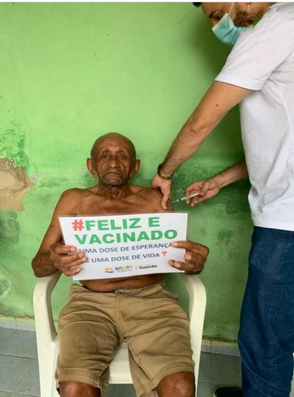 Equipe de saúde de Barão de Grajaú visita idosos para aplicar a vacina(Imagem:Reprodução)