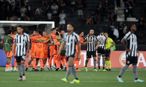 Botafogo cai para o Barcelona e fica fora da Libertadores.(Imagem:REUTERS/PILAR OLIVARES/DIREITOS RESERVADOS)