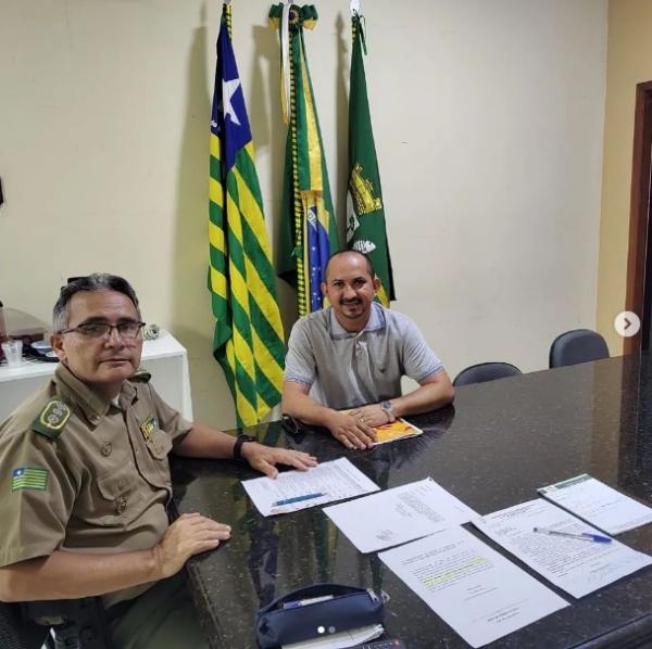 Comandante do 3º BPM e secretário de governo alinham estratégias para a segurança no Carnaval 2024.(Imagem:Reprodução/Instagram)