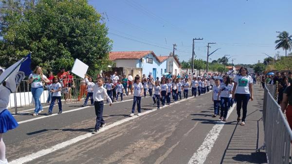 Barão de Grajaú celebra 7 de Setembro com Desfile Cívico marcado por paz, sustentabilidade e inclusão.(Imagem:FlorianoNews)