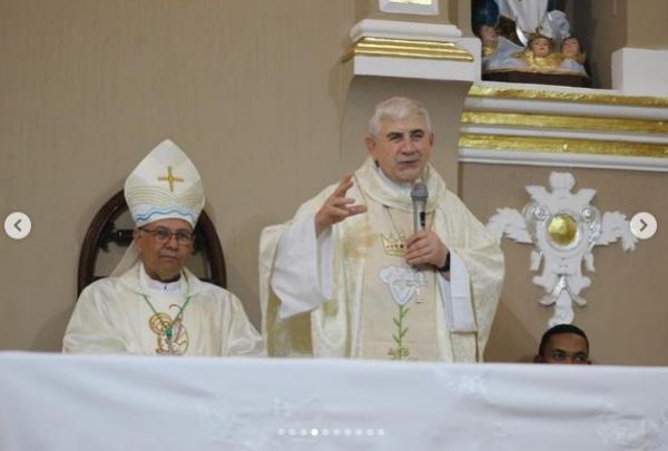  Dom Edivalter Andrade encerra capítulo na Diocese de Floriano com emocionante celebração de envio.(Imagem:Reprodução/Instagram)