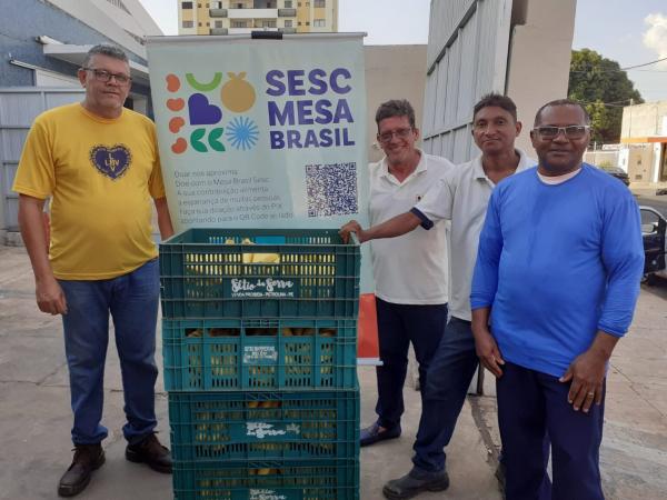Sesc Mesa Brasil de Teresina recebe doação de frutas do Sítio da Serra(Imagem:Divulgação)
