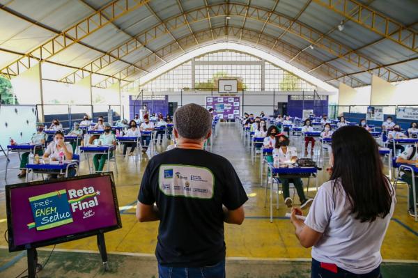 Estudantes terão revisão Pré-Enem Seduc presencial e on-line(Imagem:Reprodução)