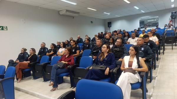 3&ordm; BPM de Floriano promove evento de conscientiza&ccedil;&atilde;o sobre viol&ecirc;ncia dom&eacute;stica e valoriza&ccedil;&atilde;o da mulher(Imagem:FlorianoNews)