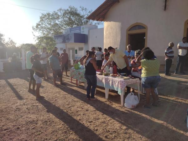Localidade Tabuleiro do Mato realiza abertura do festejo de Bom Jesus da Lapa.(Imagem:FlorianoNews)
