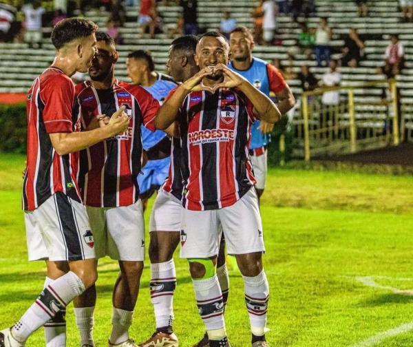  Júnior Mandacaru, atacante do River-PI.(Imagem:Pedro Filho/River A.C. )