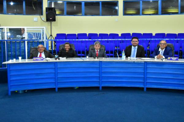 Uso da Tribuna Livre e aprovação de contas de ex-prefeitos marcam sessão na Câmara de Floriano(Imagem:CMF)