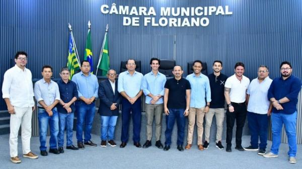 Com articulação do Poder Legislativo municipal, Floriano deve ofertar tratamento contra câncer em 2026.(Imagem:CMF)