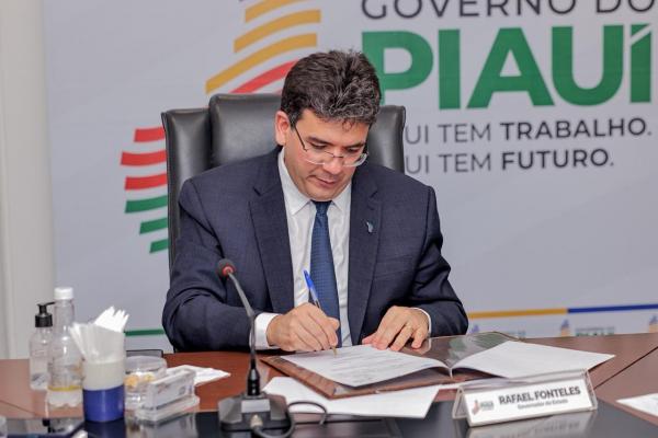 Governador Rafael Fonteles(Imagem:Divulga&ccedil;&atilde;o)