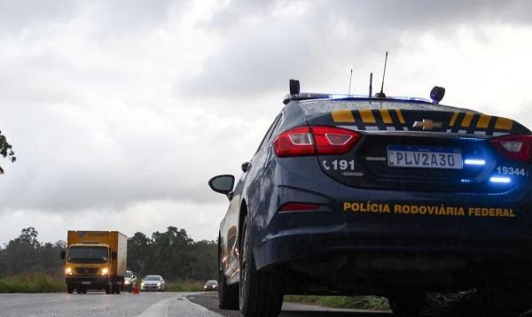 Há interdições na região metropolitana, serrana e no norte do estado.(Imagem:Polícia Rodoviária Federal/Bahia)