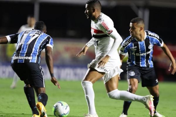 Grêmio domina no Morumbi, mas fica no 0 a 0 com o São Paulo(Imagem:Reprodução)