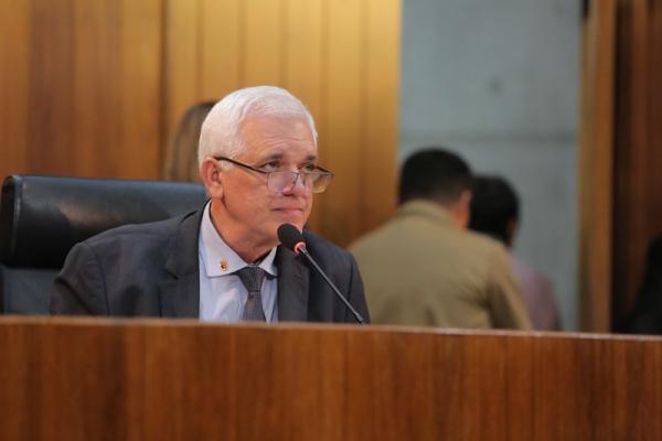 Deputado Themístocles Filho (MDB), presidente da Assembleia Legislativa.(Imagem:Alepi)