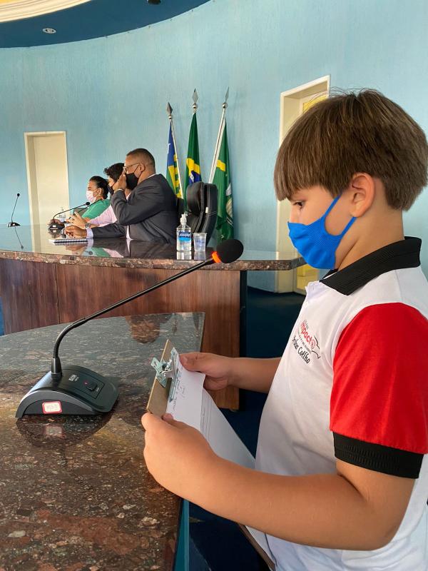 Alunos do Colégio Impacto Kids visita a Câmara Municipal de Floriano(Imagem:Colégio Impacto Kids)