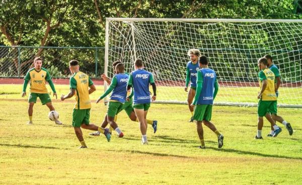  Treino do Altos para jogo com o Paysandu.(Imagem:Arthur Ribeiro )