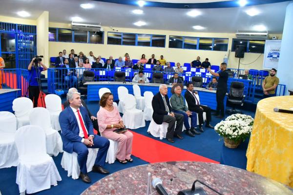 Câmara Municipal homenageia todos os vereadores de Floriano em sessão solene(Imagem:CMF)