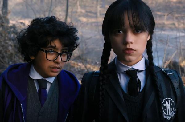  A atriz Jenna Ortega na série Wandinha.(Imagem: Reprodução )