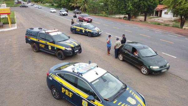 A Polícia Rodoviária Federal (PRF) divulgou, neste domingo (26), um balanço parcial da Operação Natal nas rodovias federais que cortam o Piauí. Segundo a PRF, entre os dias 23 e 25(Imagem:Reprodução)