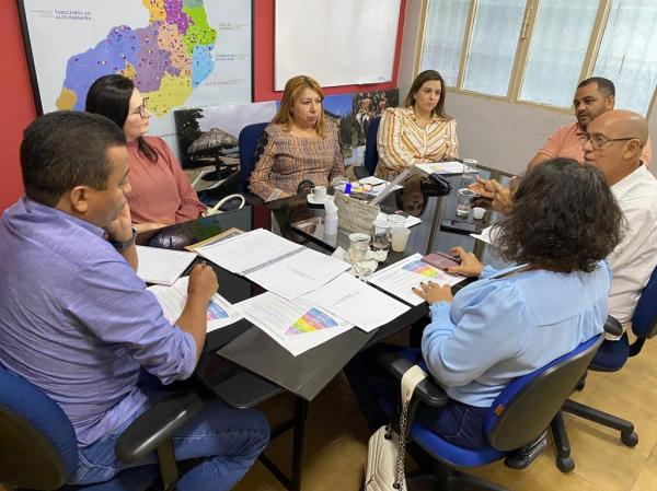 Deputado Dr. Francisco vai buscar recursos para estruturar curso de Psicologia em Teresina(Imagem:Reprodução)