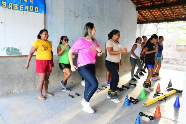 Prefeitura de Floriano entrega equipamentos para prática de atividade física na comunidade Pilões(Imagem:Secom)