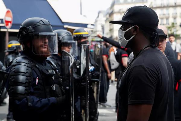 Projeto antirracista será implantado na Polícia Militar do Piauí.(Imagem:Gonzalo Fuentes/Reuters)