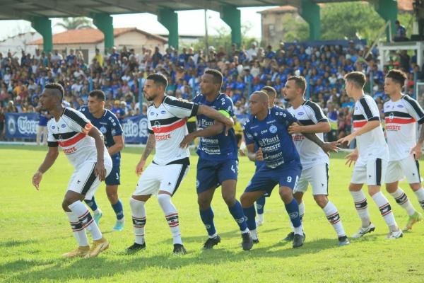  Parnahyba x River-PI, em jogo do primeiro turno do estadual disputado em janeiro.(Imagem:Lucas Marinho / Parnahyba )