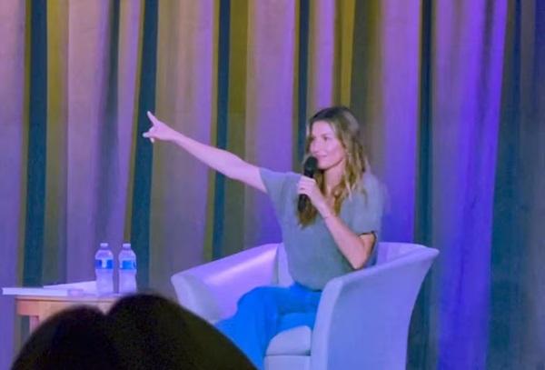 Gisele Bündchen promove evento em Miami com presença do namorado Joaquim Valente (Imagem: The Grosby Group)