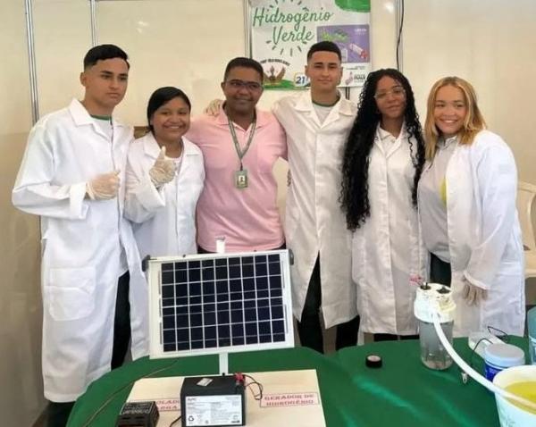 Os alunos irão apresentar projetos inovadores envolvendo hidrogênio verde, energia solar e eólica, além de soluções com foco em reciclagem.(Imagem:Ascom Seduc)