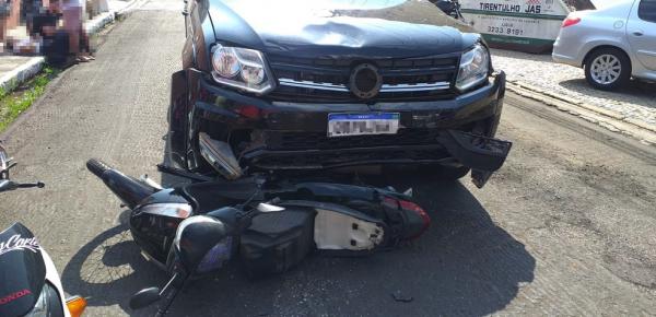 Vereadora de Uruçuí é presa em flagrante após se envolver em acidente enquanto dirigia sem habilitação, em Teresina(Imagem:Reprodução)