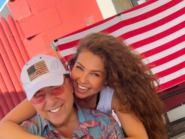 Thalia e Tommy Mottola(Imagem:Reprodução/Instagram)