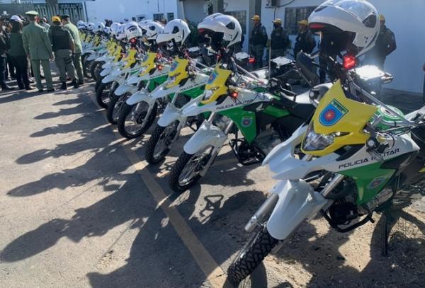 Foram entregues 24 novas motocicletas aos policiais.(Imagem:Paula Sampaio / cidadeverde.com)
