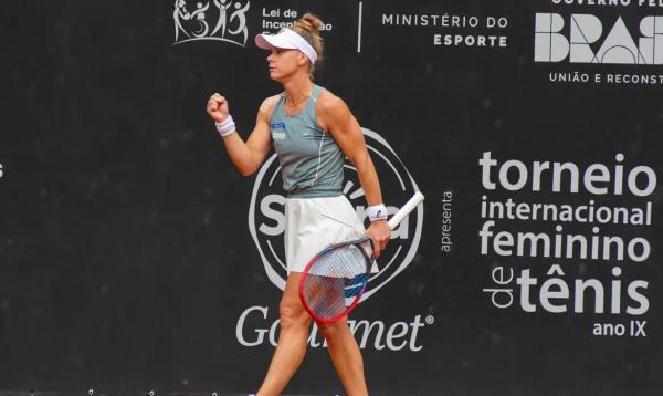 Laura Pigossi est&aacute; na final do WTA 125 de Cali.(Imagem:Rafael Pignataro/Divulga&ccedil;&atilde;o)