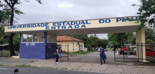 Uespi anuncia concurso com 160 vagas para professores e técnicos administrativos; edital deve ser publicado em até 45 dias.(Imagem:Lucas Marreiros/g1)